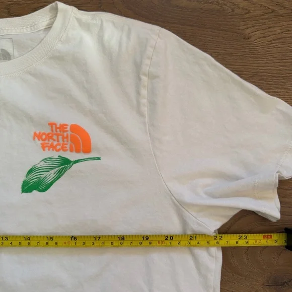 The North‎ Face Cream T-Shirt XLarge Nature is Magic Graphic - Picture 10 of 10
